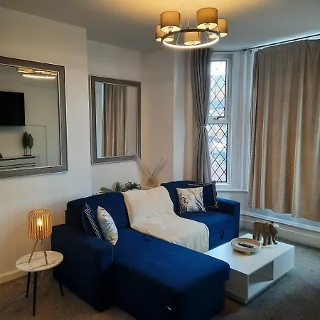 Ferienhaus In Woodhouse, Leeds,free 4 Car Parking,free Wifi Leeds (West Yorkshire)