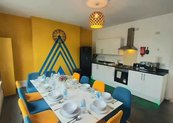 In Woodhouse, Leeds,free 4 Car Parking,free Wifi Сasa de vacaciones Leeds (West Yorkshire)